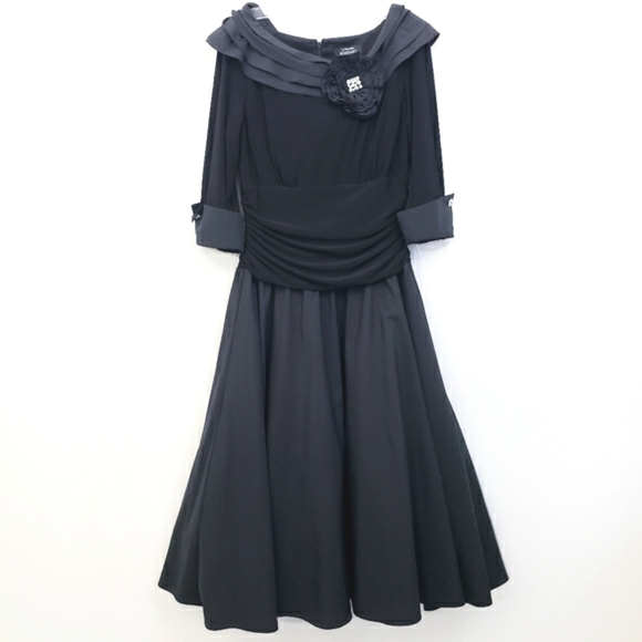 La Nouvelle Renaissance 1950's Black Retro Inspired Swing Dress - Picture 3 of 17